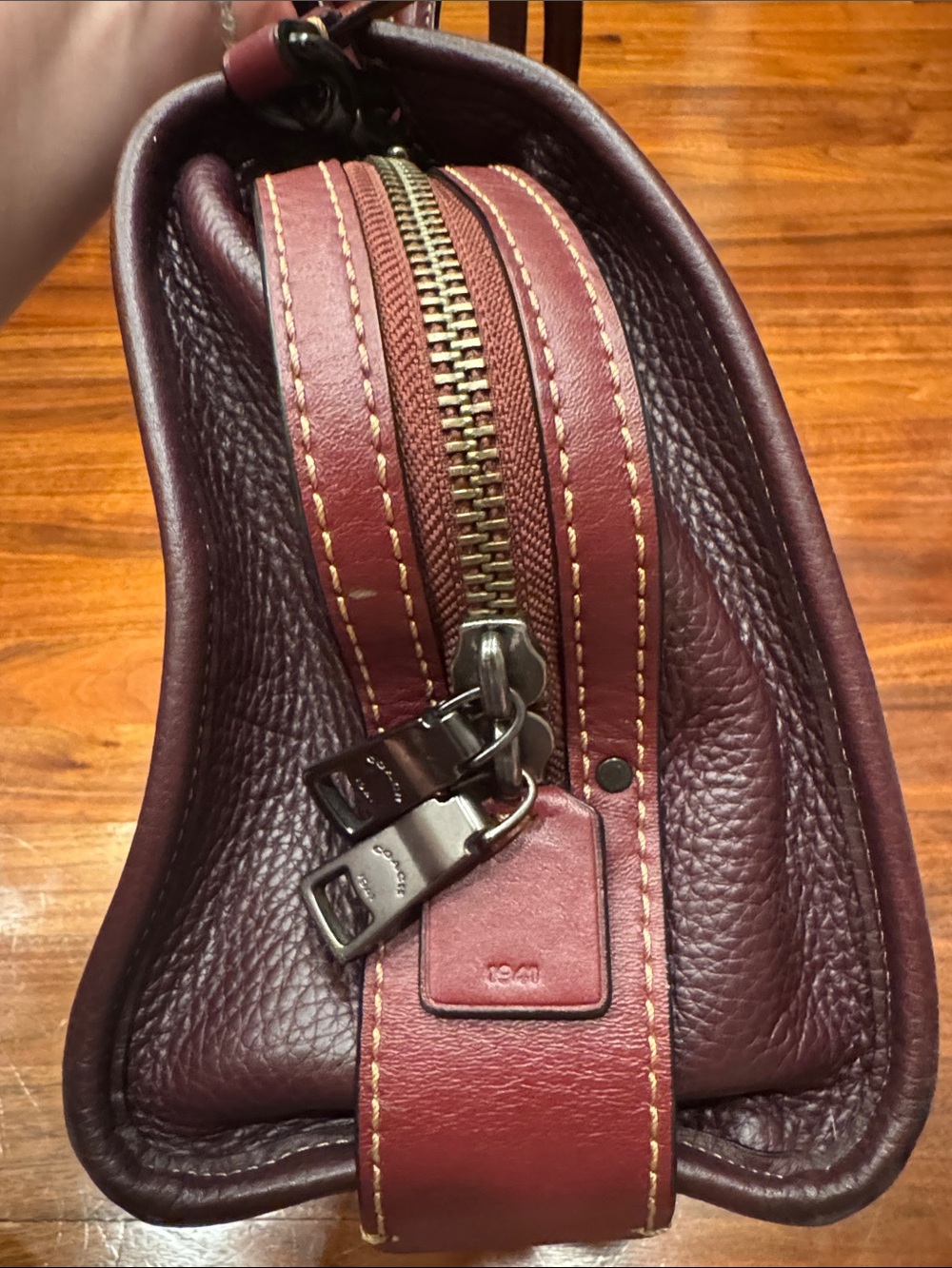 Coach Rogue red wine very beautiful - Picture 17 of 17